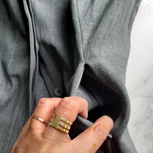 Rampage Gray  Lightly Padded Fitted Shoulder Women's Workwear Blazer Size 7 - Picture 6 of 13